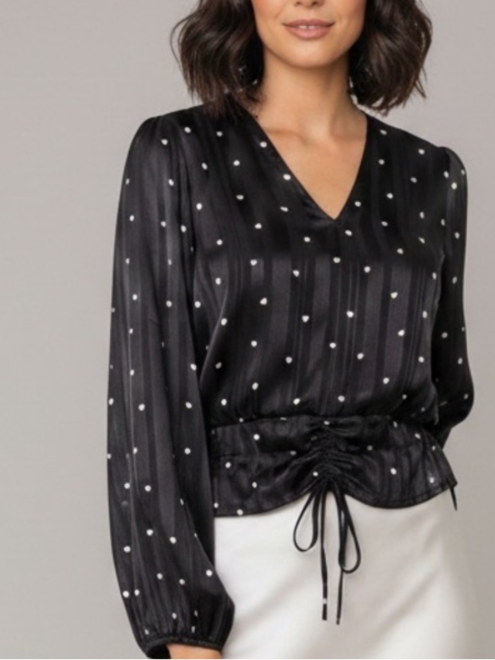 NWT Tamara H. Black White Heart V-Neck Drawstring Blouse Sz M